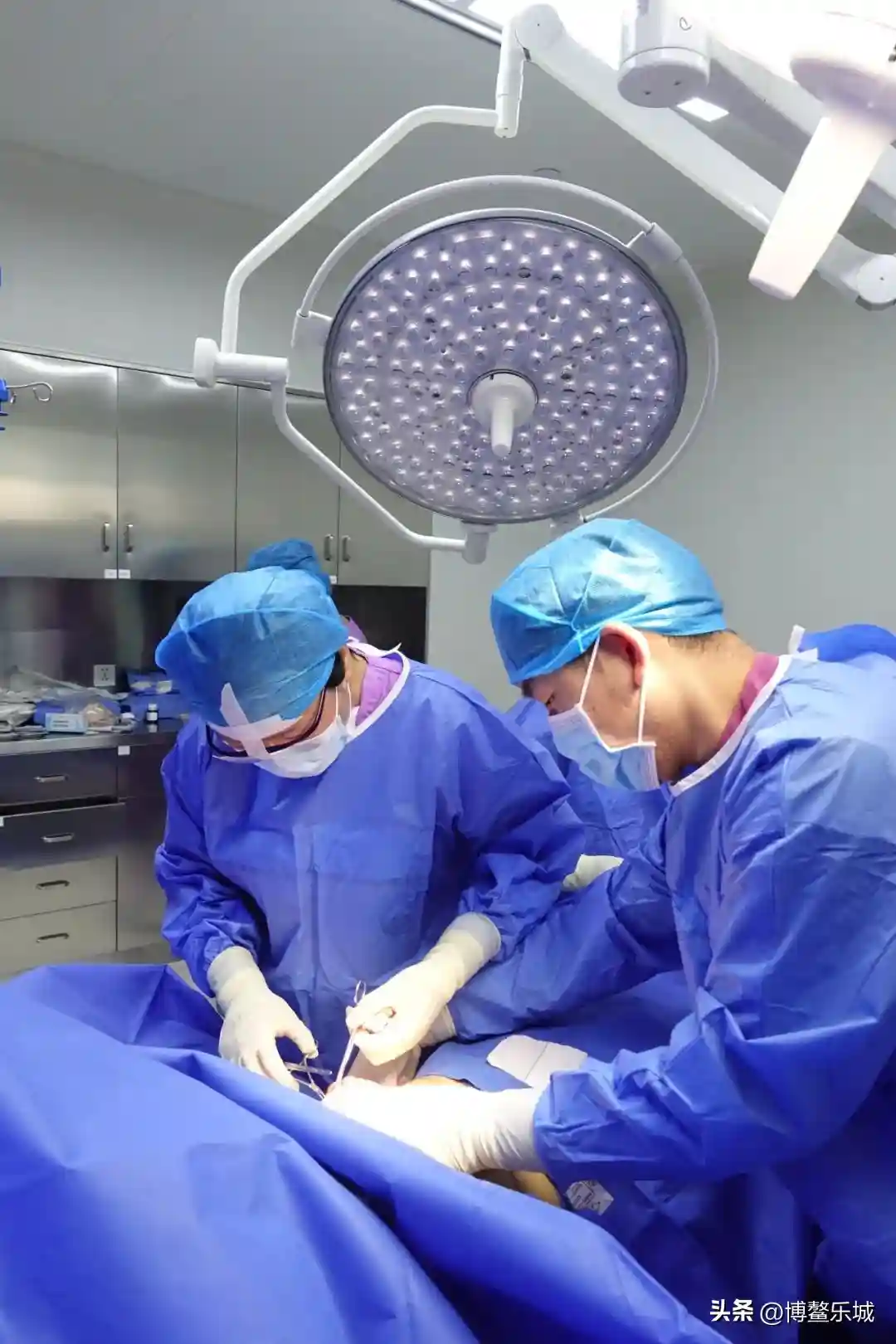 定制级美胸管理解决方案！DeneB玻尿酸在乐城完成全国首例注射