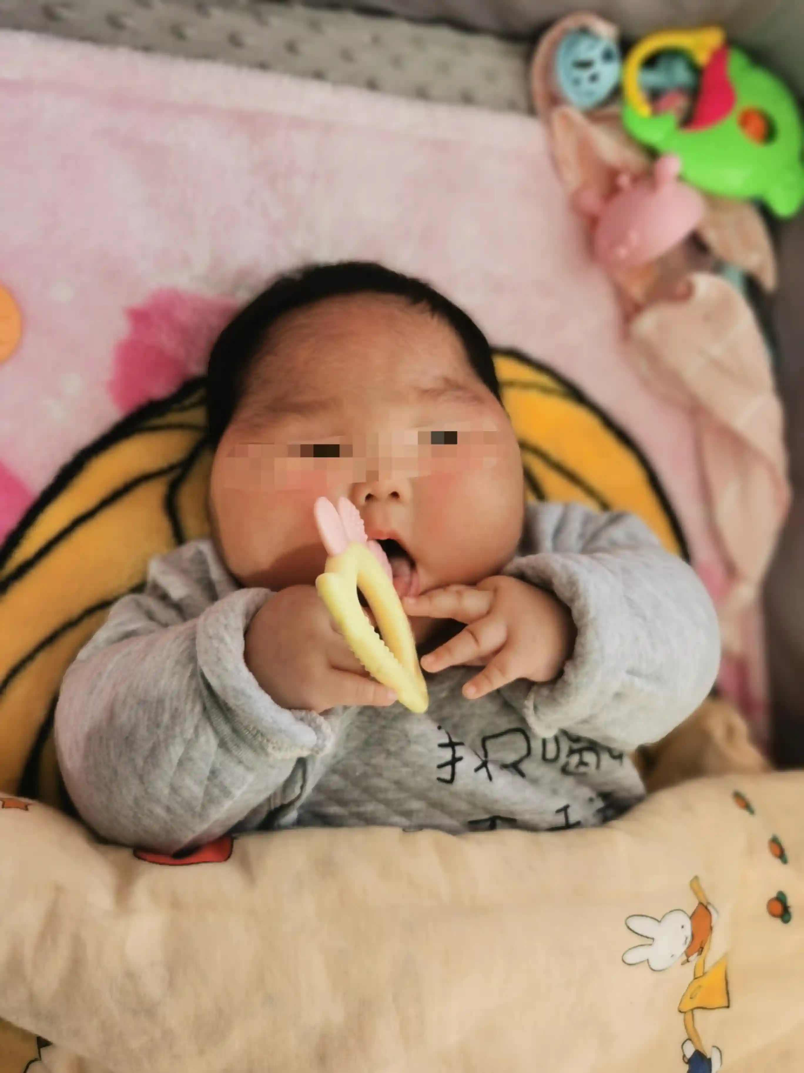 抹抑菌霜变“大头娃娃”？母婴店爆款的激素疑云