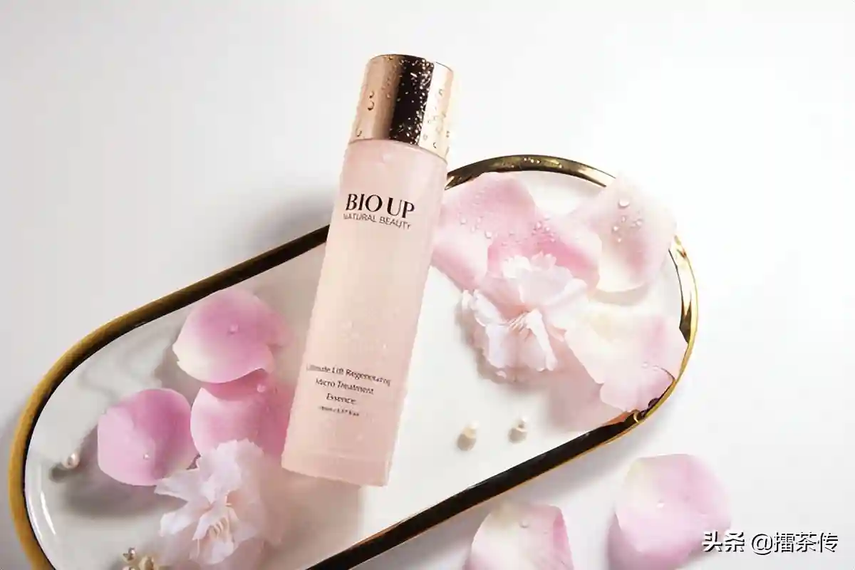 夏日保湿沁白神器！BIO UP爆款日本限定樱美精花妍速酵青春露